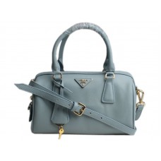 Prada Saffiano kalfslederen handtas met handvat, medium, lichtblauw