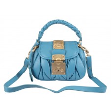 Miu Miu kleine koffertas in blauw