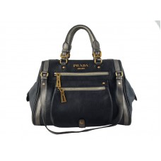Prada handtas van kalfsleer met handvat, zwart