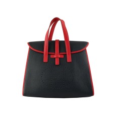 Hermes 08c Flap Bag Zwart met Rode Lederen Afwerking