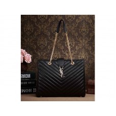 Klassieke Yves Saint Laurent Monogram boodschappentas van zwart gewatteerd lamsleer.