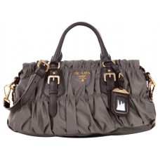 Prada Tessuto Gaufre Nylon Handtas met Bovenhandvat, Donkergrijs