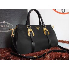 Prada Tessuto Nylon Handtas van Zacht Kalfsleer met Handvat, Zwart