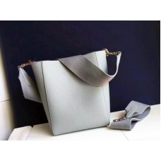 Celine Sangle kleine bucket bag van zacht generfd kalfsleer in lichtblauw.