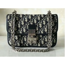 Dior Dioraddict Flap Canvas met zilverkleurige hardware en zwarte details d1006942
