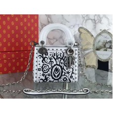 Dior Mini Lady Dior Geborduurde Tas Wit