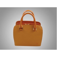 Louis Vuitton Epi Leer Pont Neuf Mandarijn