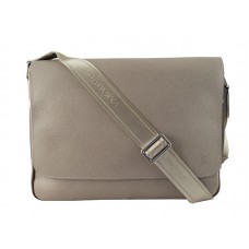 Louis Vuitton Taiga-leer Roman Mm Polaire