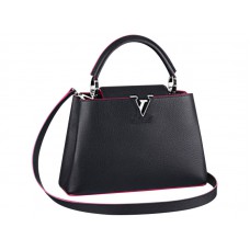 Louis Vuitton Capucines BB tas in kobaltblauw