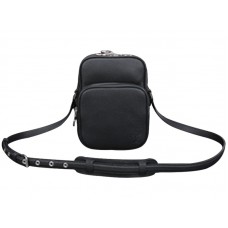 Louis Vuitton Taurillon leren Amazone 22 zwart